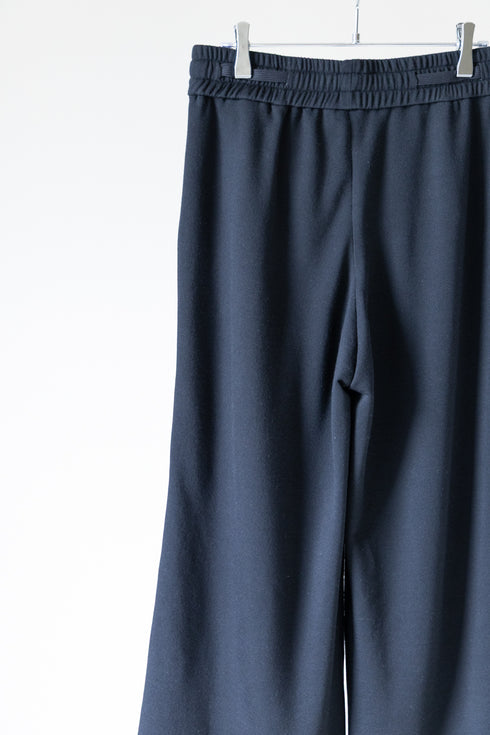 【ETHOSENS】"スーパー140'sウールピンタックスウェットパンツ"